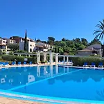 Joli Les Parcs De - Piscine