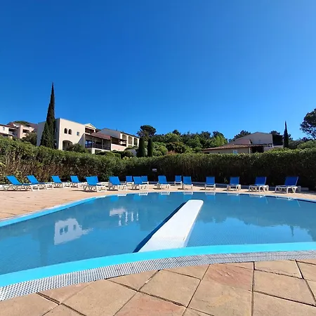 Joli Les Parcs De - Piscine Grimaud