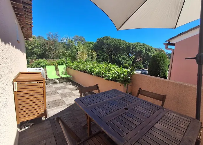 Joli Les Parcs De - Piscine